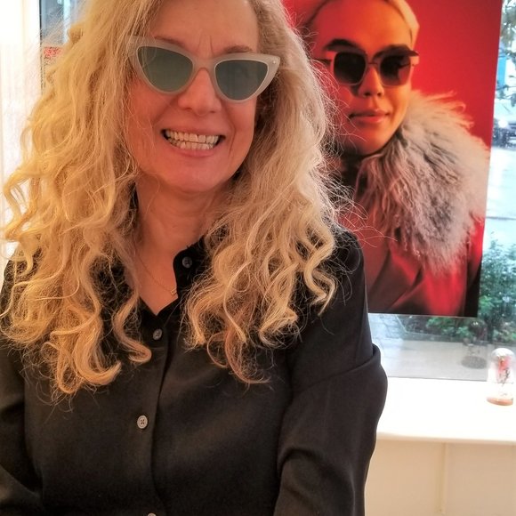 Meet your Posher, Nancie - Picture 8 of 17